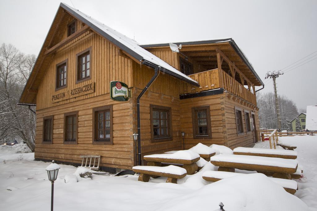 Penzion Rzehaczek Dolni Lomna Exterior photo